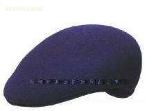 皮革制品鴨舌帽 時(shí)尚與實(shí)用的完美結(jié)合